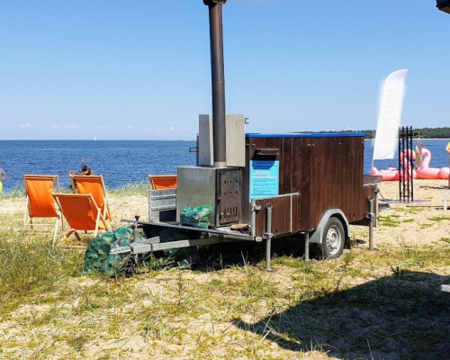 Alt="Kümblustünn Dirhami Sadamas"